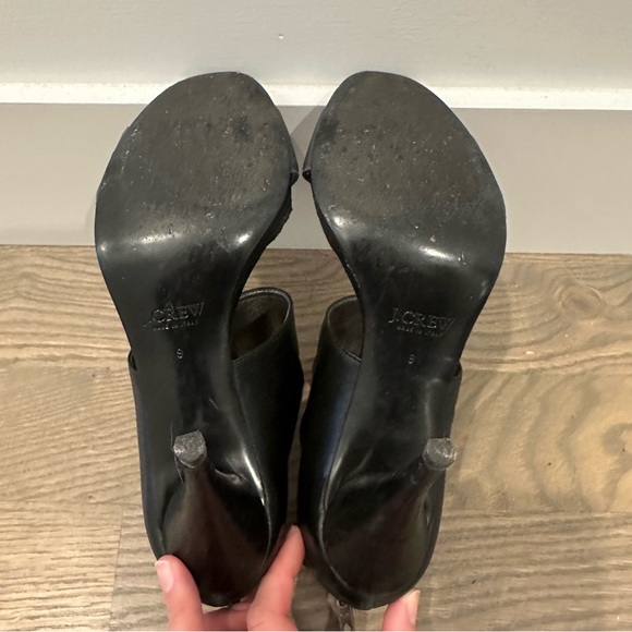 J. Crew Black Leather Heals w/ Grey Grosgrain Ribbon Strap & Zipper Detail - Picture 9 of 9